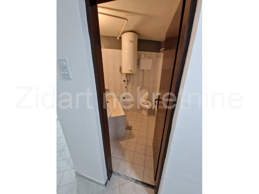 Квартира, 559 м², 100 000$ — FAKTOR